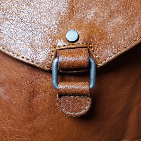 Jack Georges Vintage 'Voyager Collection' Backpack/Crossbody Bag in  Honey Brown - Picture 8 of 15